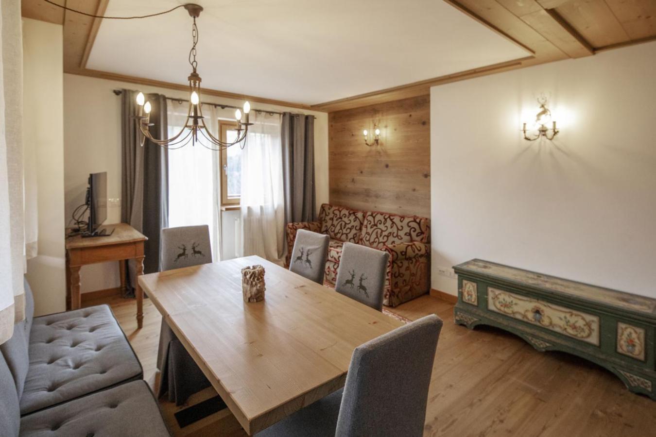 Ca' Del Sole Aparthotel San Vito di Cadore Eksteriør bilde