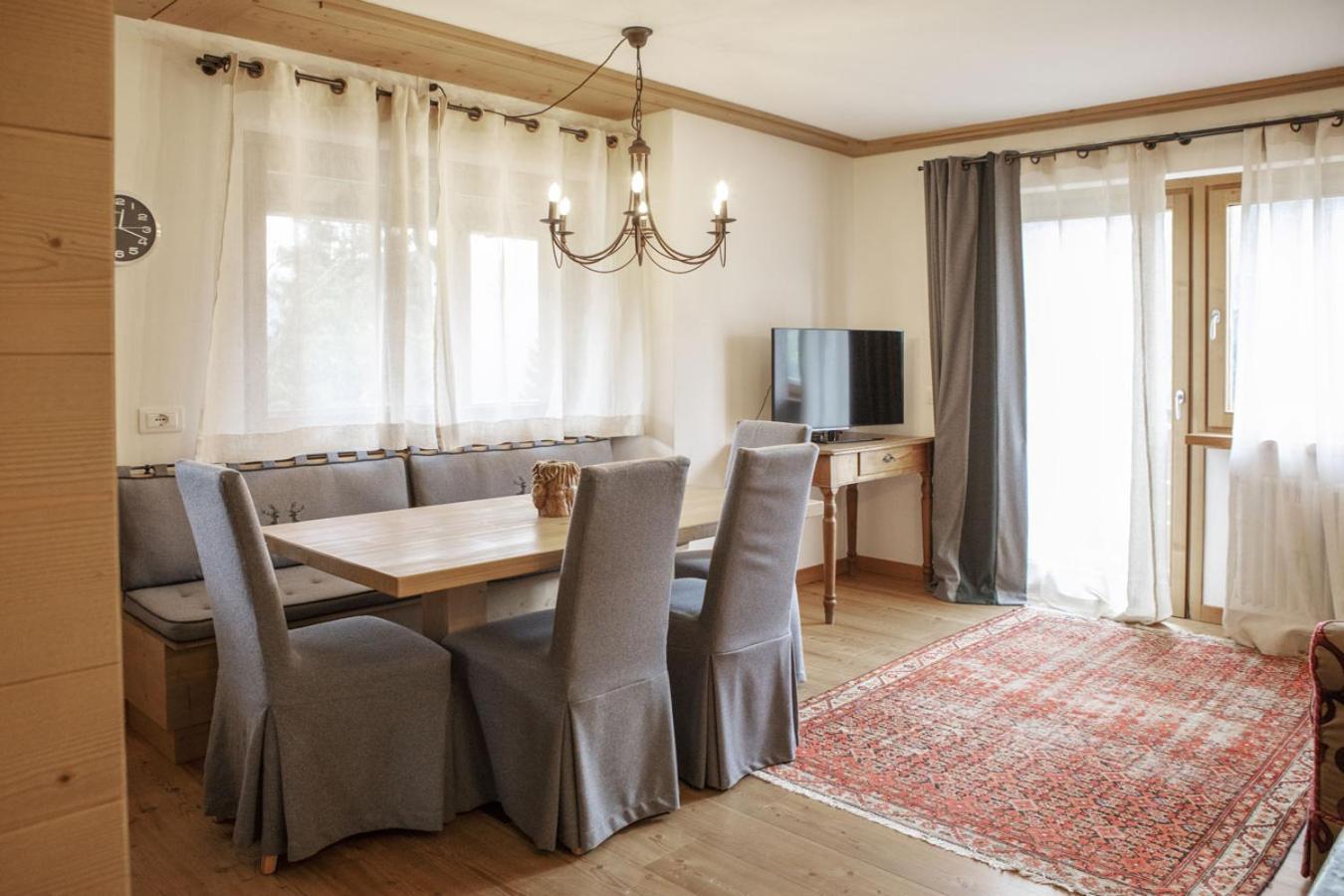Ca' Del Sole Aparthotel San Vito di Cadore Eksteriør bilde
